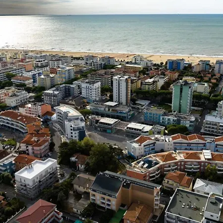 Wide For A Large Group In * Bibione